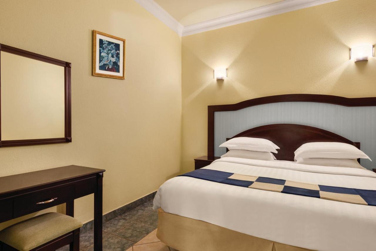 โฮเวิร์ด จอห์นสัน บาย วินด์แฮม ดัมมัม Hotel ภายนอก รูปภาพ